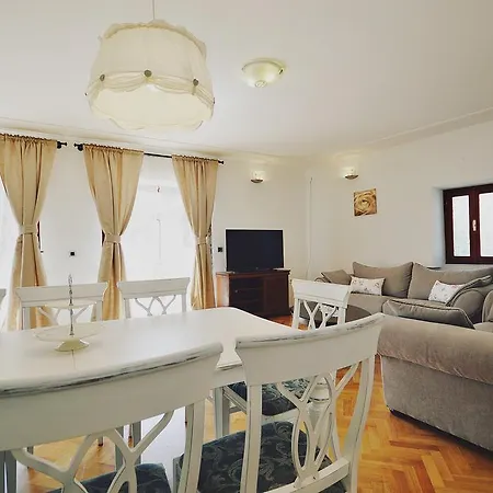 Apartment Kairos Zadar